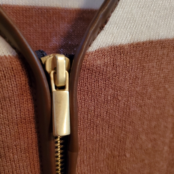 Cardigan - Picture 2 of 3